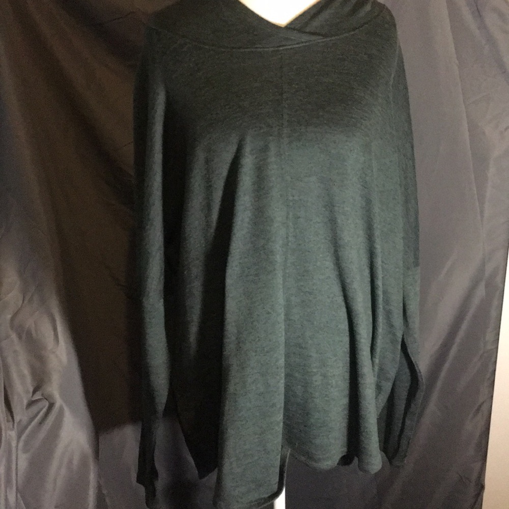 Old Navy sweatshirt